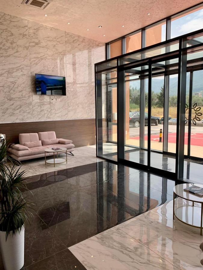 Suncoast Suites 巴尔 外观 照片